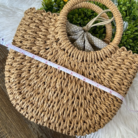 Straw Bag - Picture 10 of 12